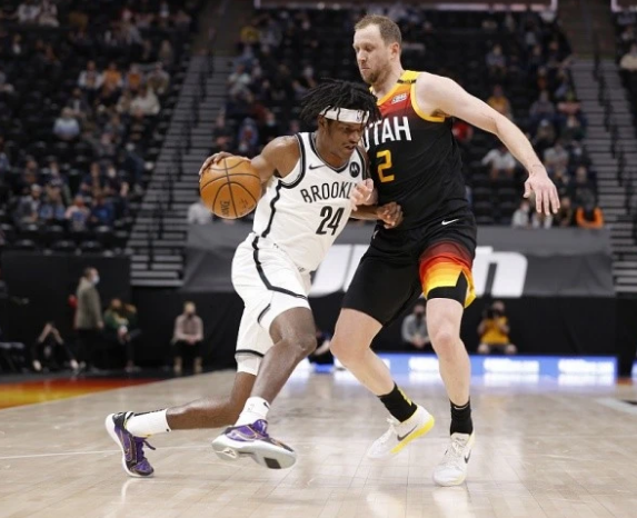  篮网交易获哈登，杜兰特欢迎新搭档  