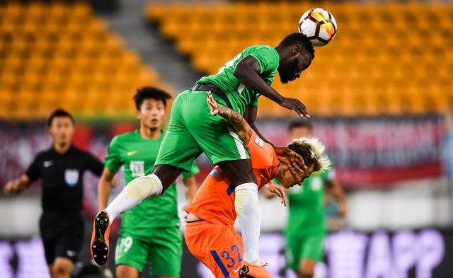  帕德博恩战术执行到位，精准反击击溃对手防线